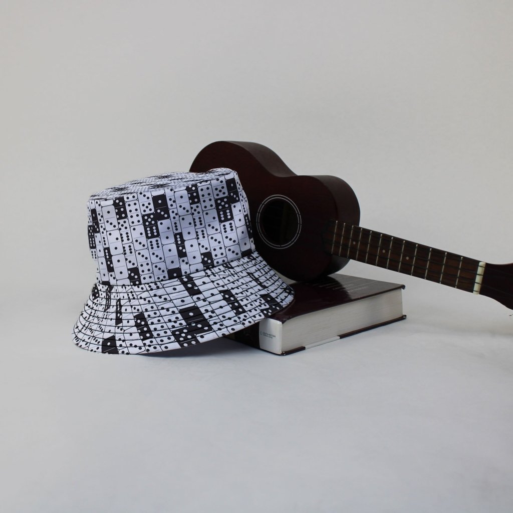 Dominos Bucket Hat - M - Black Stitching - -